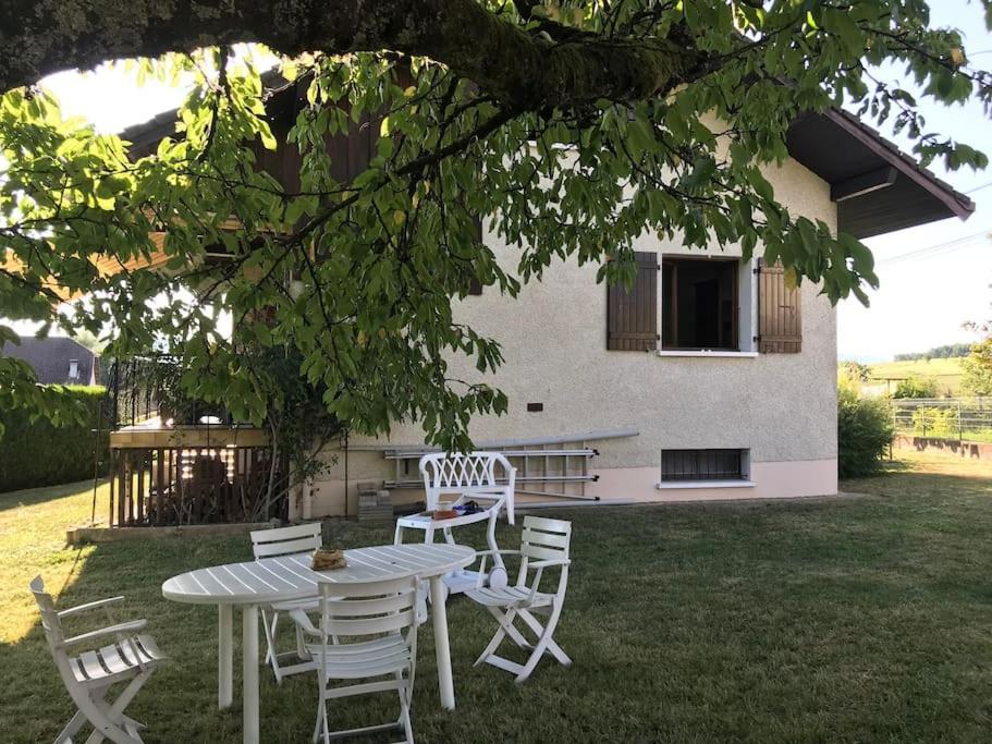Comme Chez Mamie, Maison Entiere 1-6 Personnes Alby-sur-Cheran Dış mekan fotoğraf